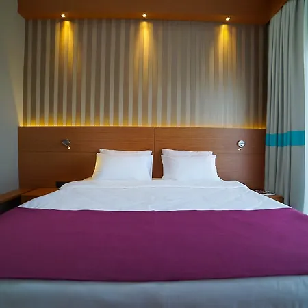 Ayayorgi By T Çeşme